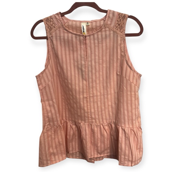 LARA Pink Peplum‎ Sleeveless Blouse - Picture 4 of 5